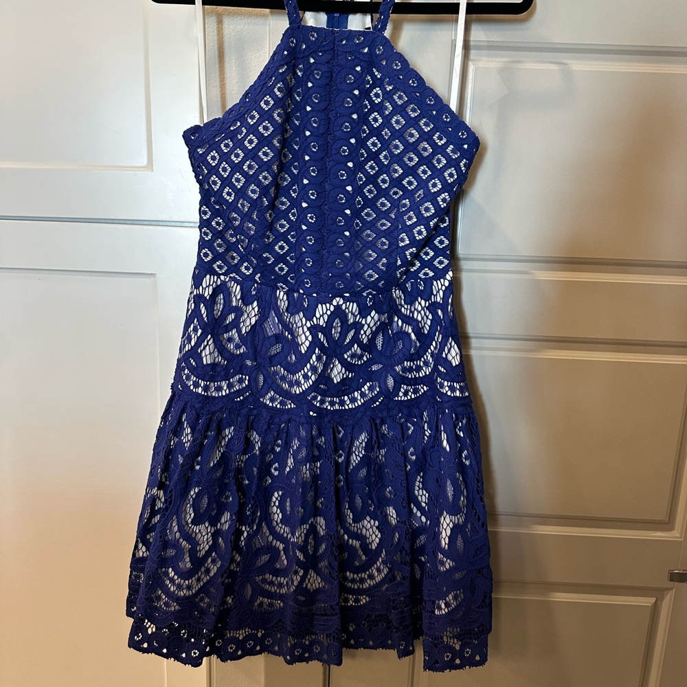 Elegant Blue Lace Halter Dress